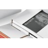 Colompac CP037.53 - 305x230x0-92 mm Flexible Universalversandverpackung mit zusätzlichem Selbstklebeverschluss in weiss DIN A4